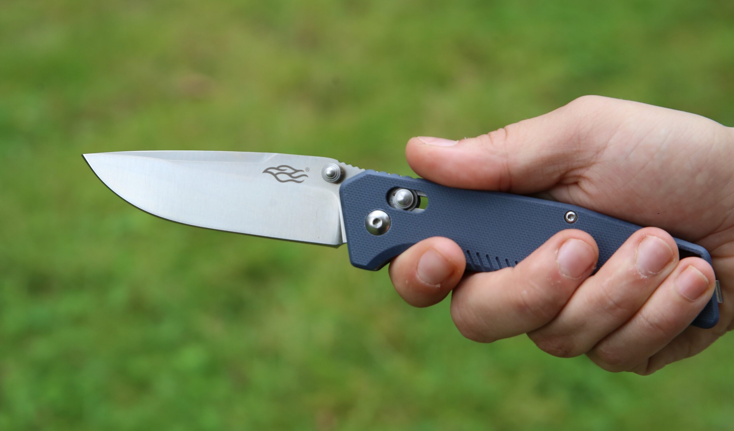 Ніж складаний туристичний Firebird FB7601 (8.7 см) 440С / G10 сірий