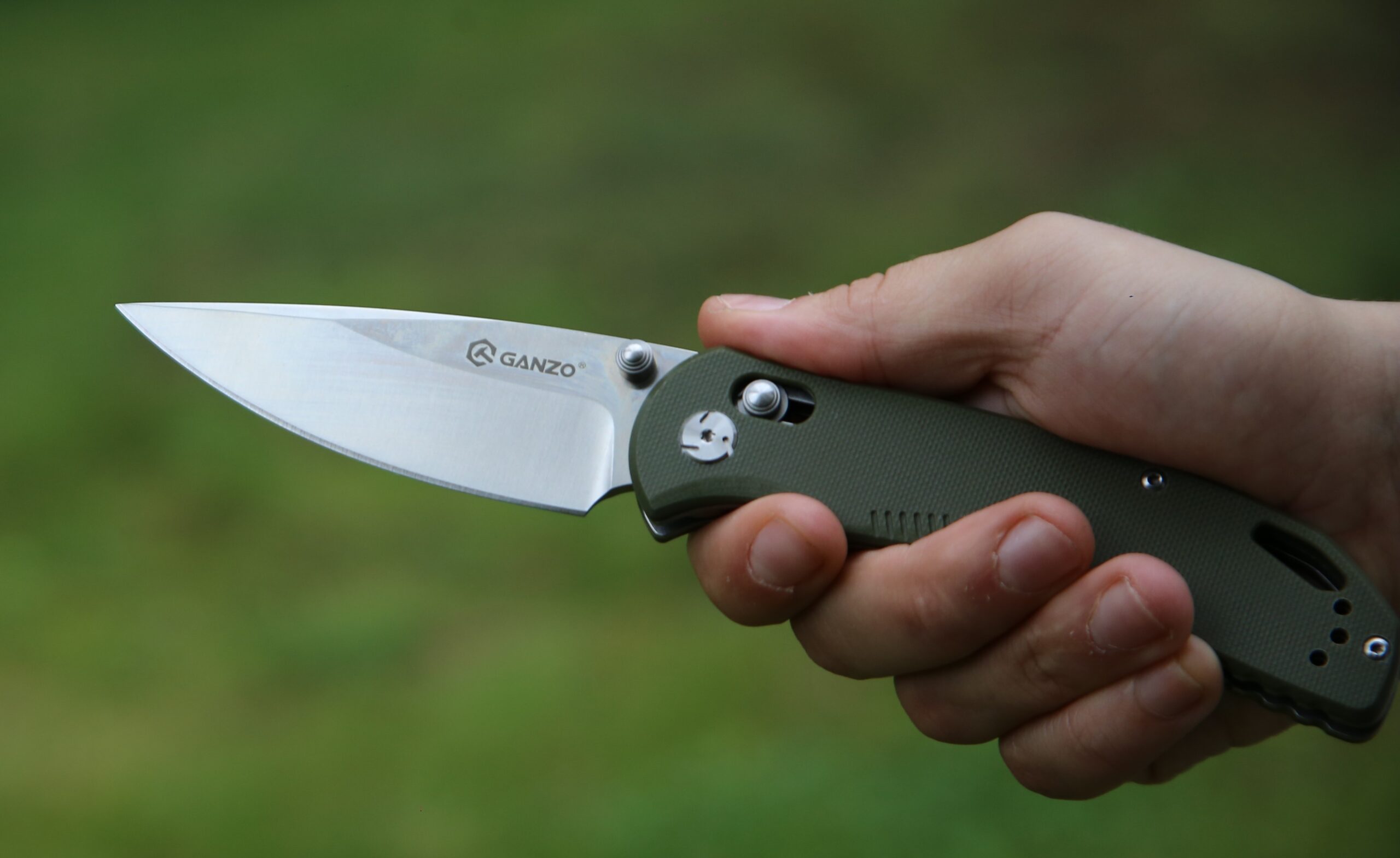 Ніж складаний туристичний Ganzo G7531 (8.9 см) 440С / G10 зелений