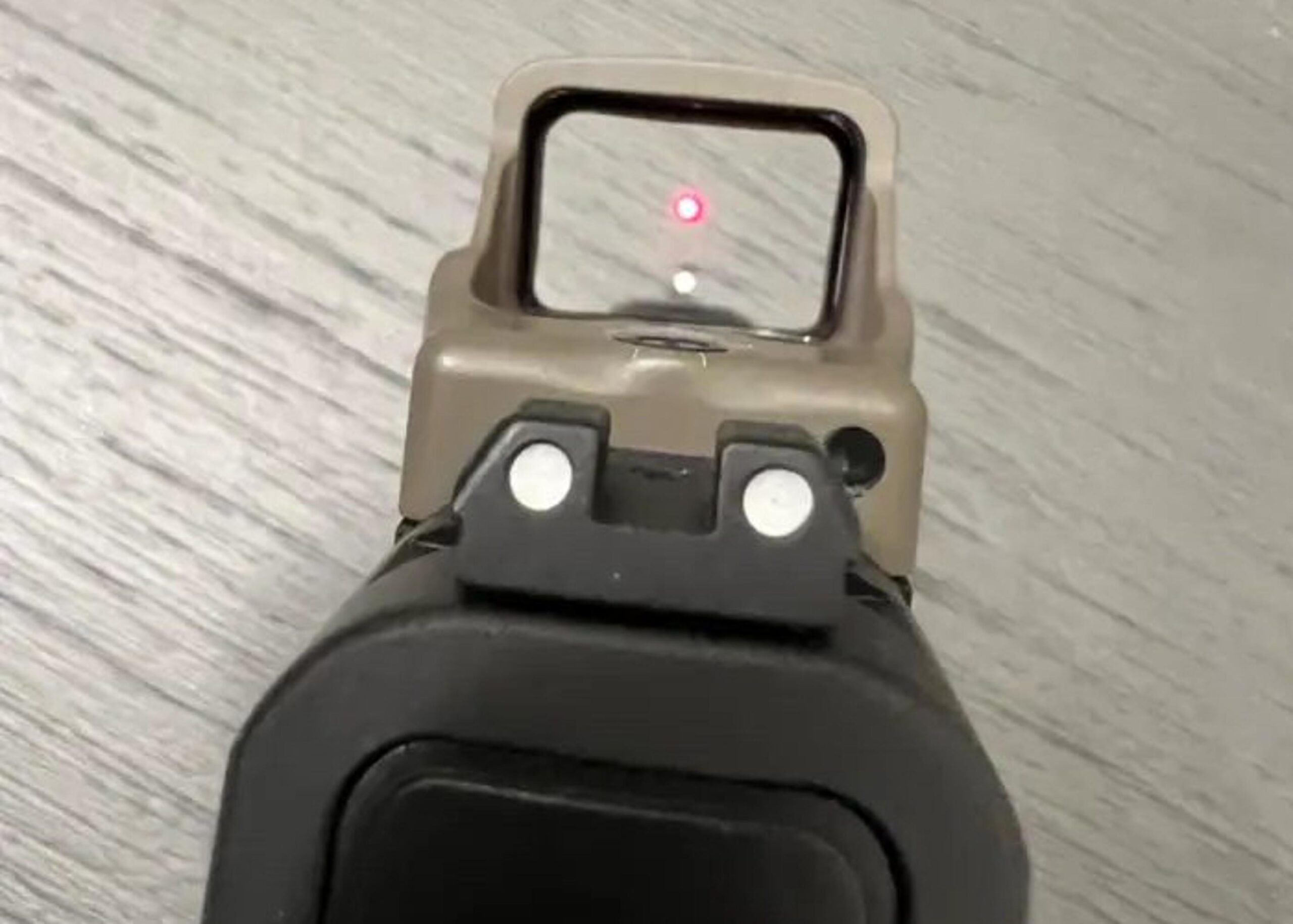 Коліматорний приціл пістолетний EOTech EFLX Mini 6MOA Tan