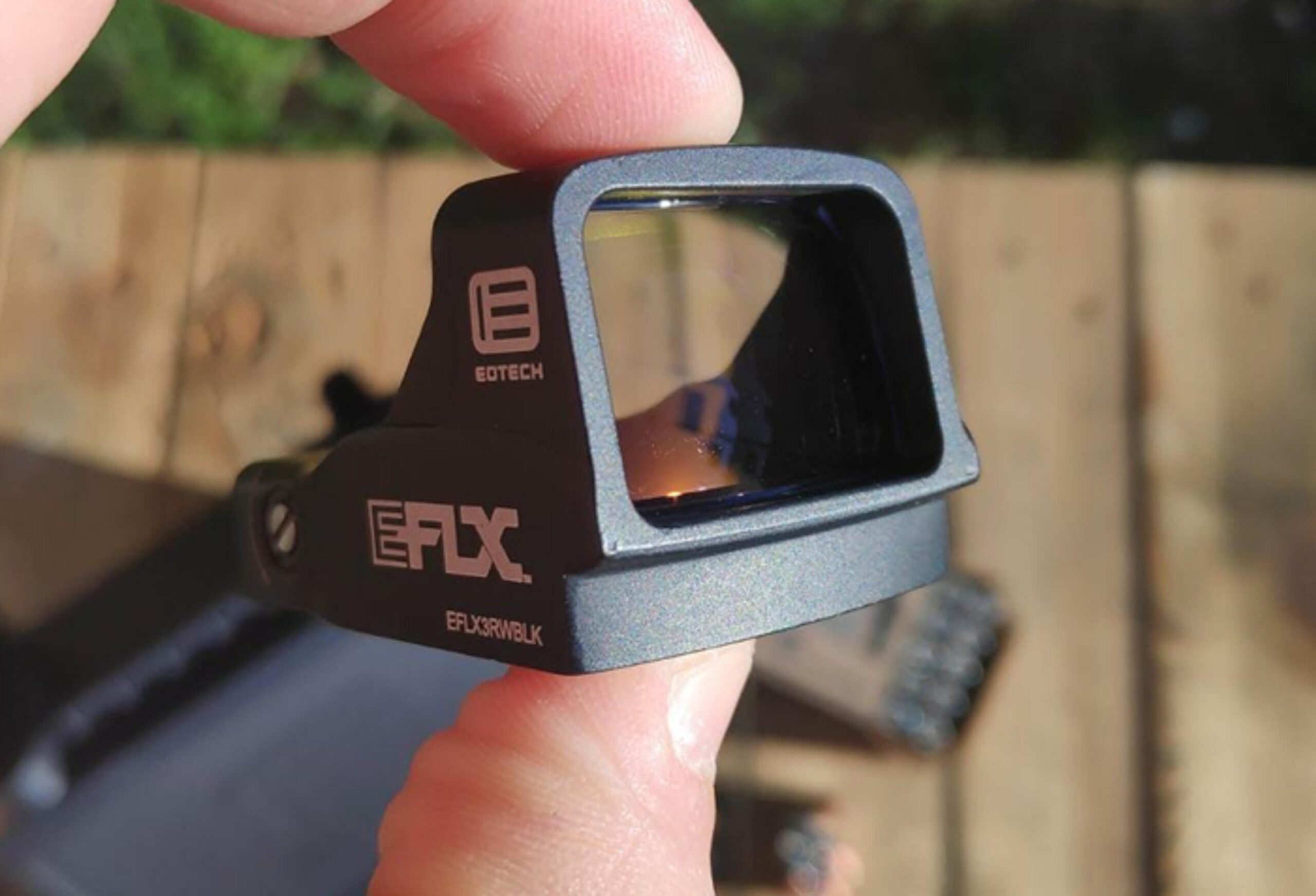 Коліматорний приціл пістолетний EOTech EFLX Mini 3MOA Blk